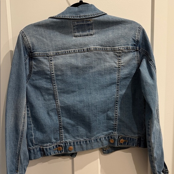 Forever 21 Light Blue Jean Jacket with Brass Accents - Picture 6 of 7